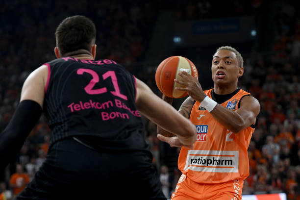 置且具备欧 置且具备欧